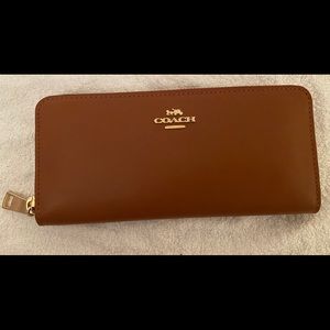 Coach Wallet(No tag) Never been worn